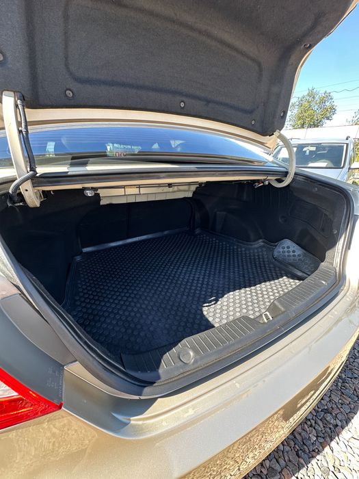 Продам Hyundai Sonata 2010 рік можлива розстрочка, кредит, обмін!