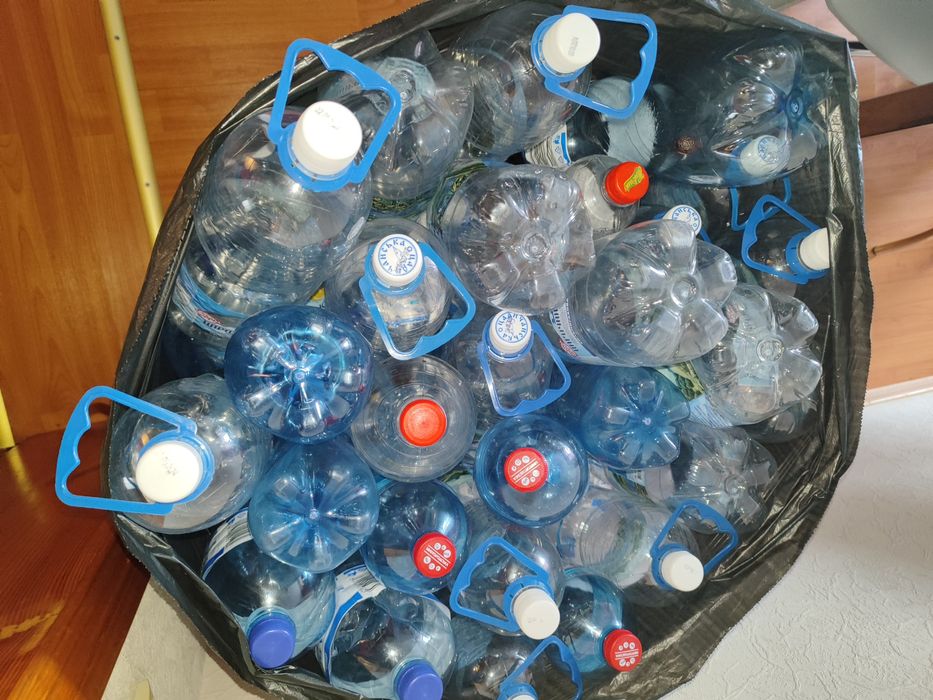 Бутылки пластиковые тара пластик ПЭТ бутилки