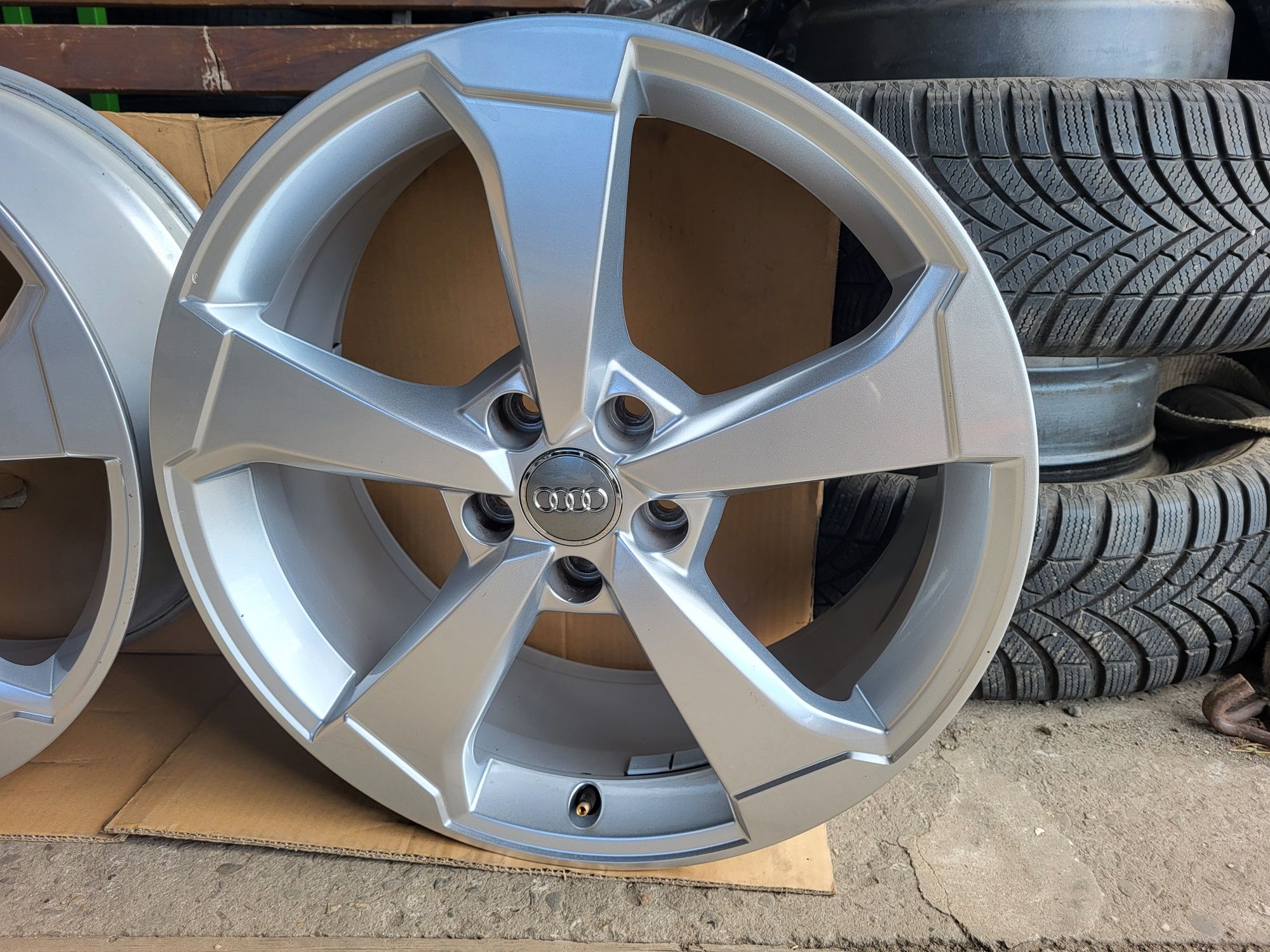 Alufelgi 5x112 19cali Audi Oryginalne A3 S3 RS3