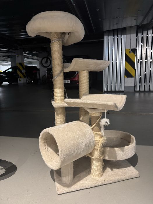 Drapak dla kota bezowy