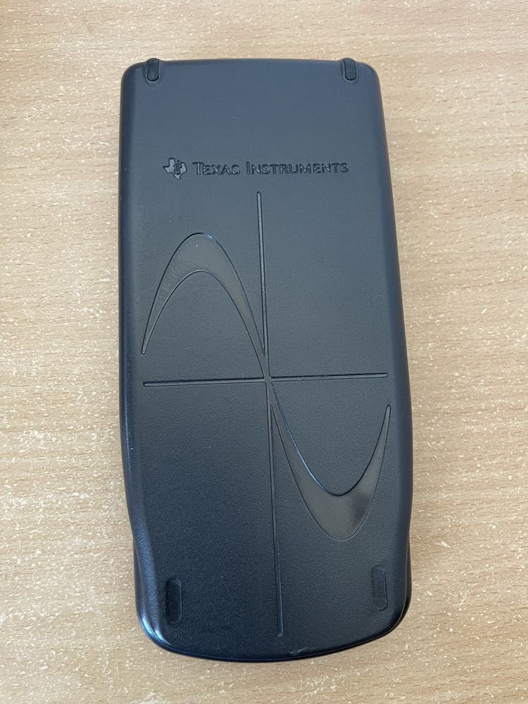 Calculadora Gráfica TI-83 Plus- Ideal para Secundário e Universidade