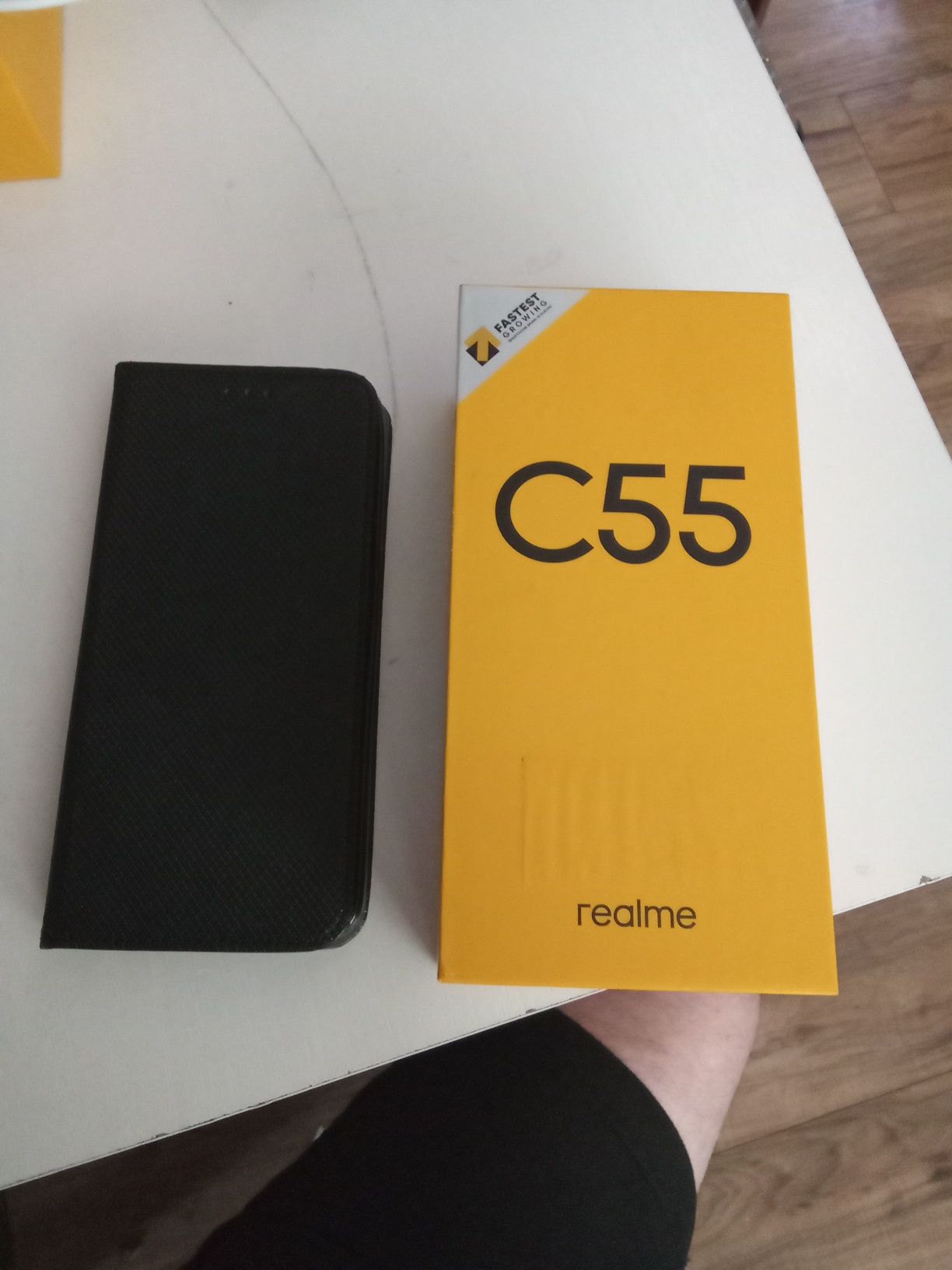 Etui z klapką do telefonu