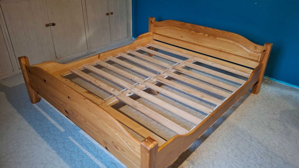 SPRZEDAM ŁÓŻKO do sypialni