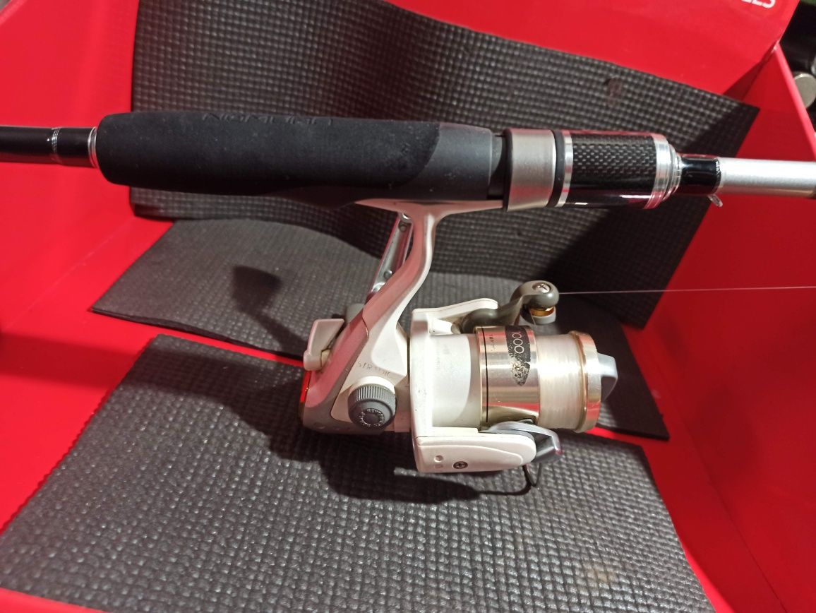Vendo Carrete SHIMANO STRADIC 1000