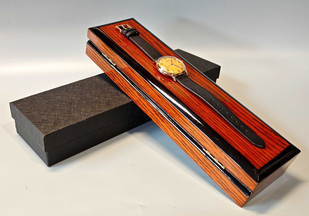 Złoty Zegarek Doxa Antimagnetique 585 14K Mechaniczny 39 mm Duża linia