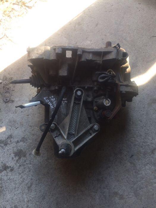 КПП 8200451676 DACIA Renault