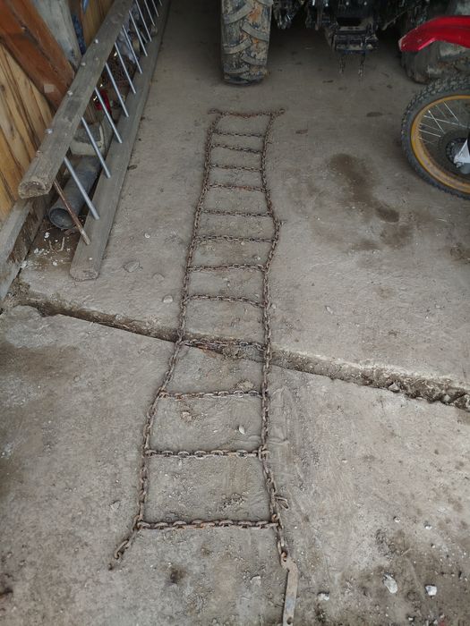 Продам ланцюги до мінітрактора на шини 11.2 24R