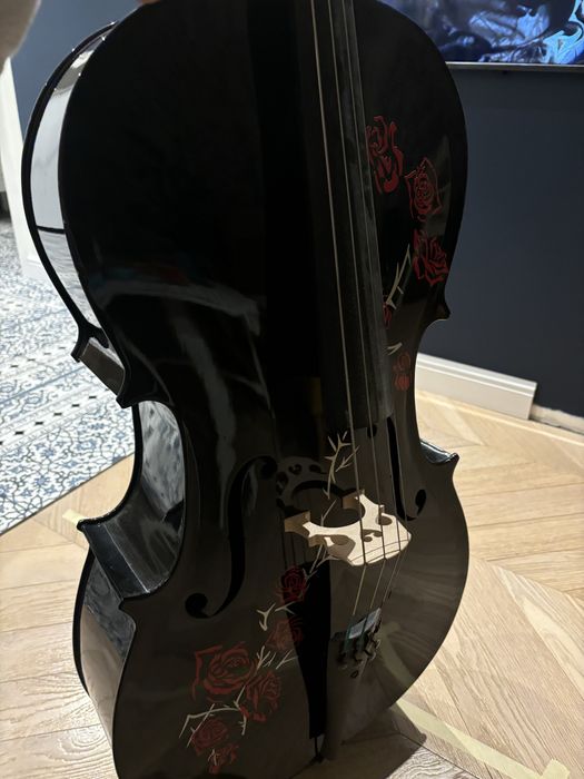 Wiolonczela 4/4 czarny lakier