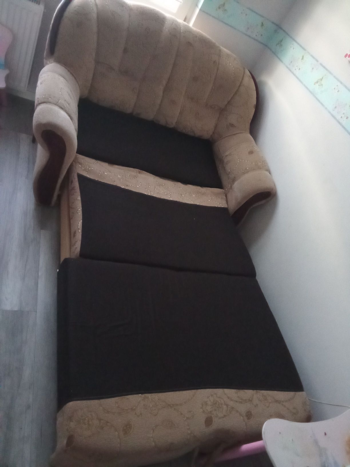 Sofa rozkladana sprzedam