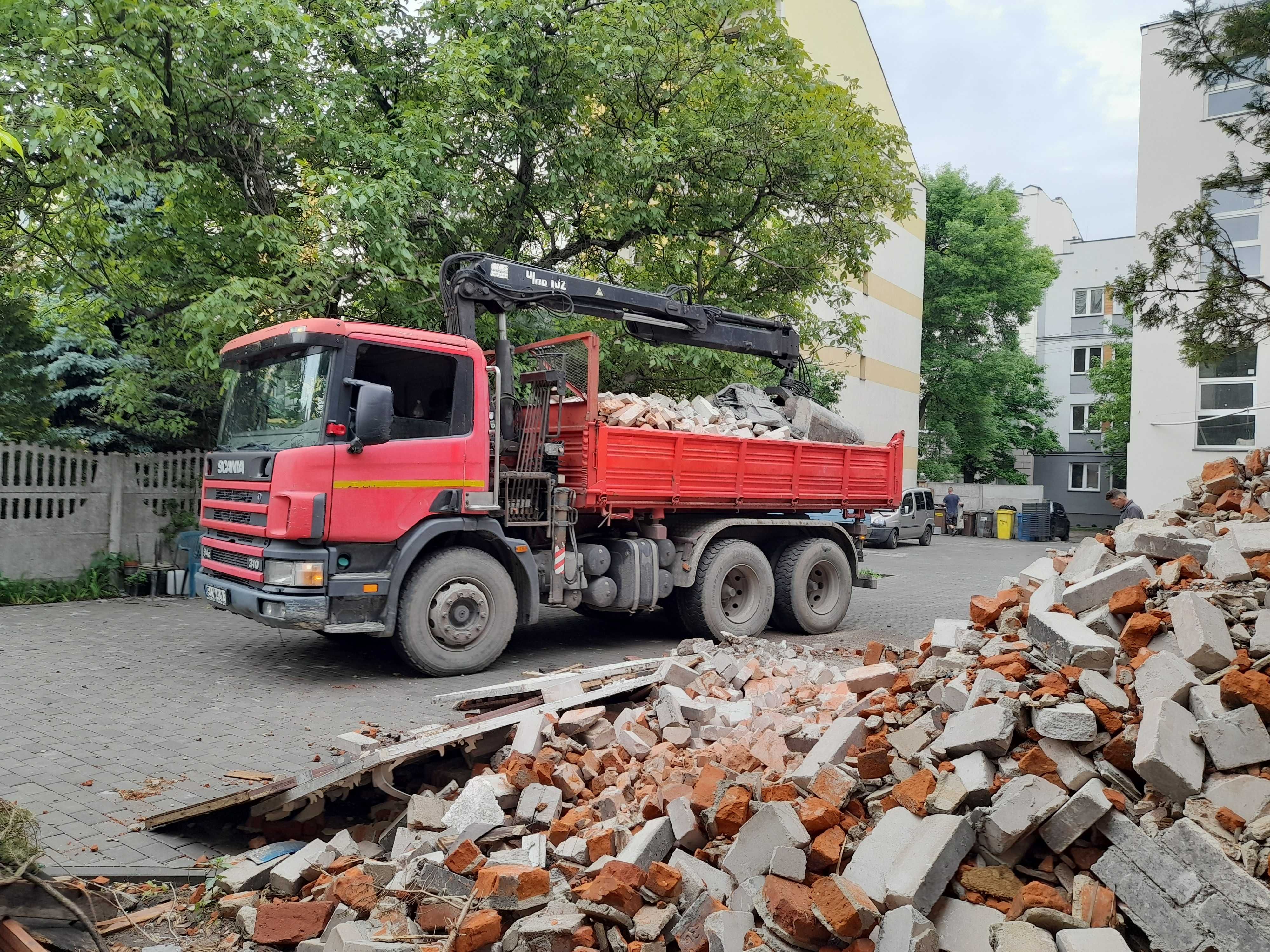 Wywóz gruzu USŁUGI HDS Transport hds, Wywrotka, Piach,Ziemia,żwir hds