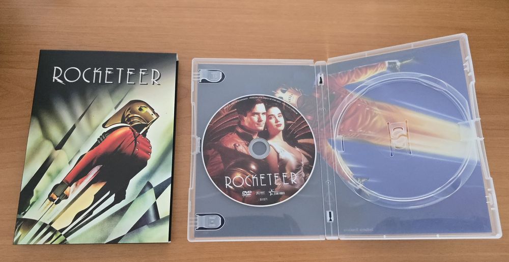 Rocketeer com legendas pt-br