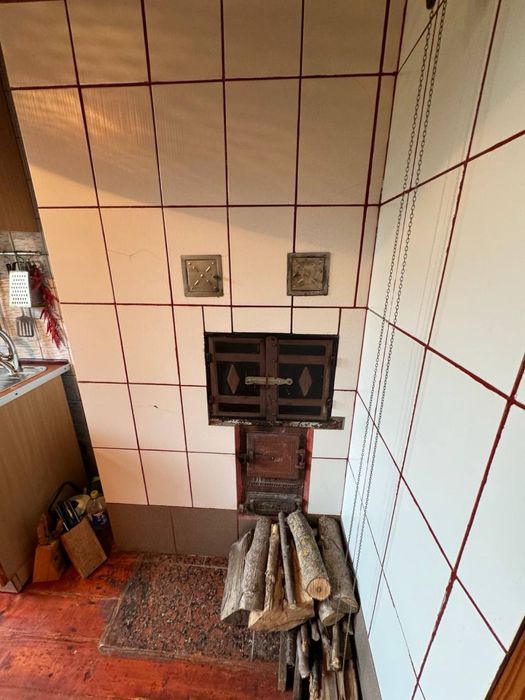 Затишний заміський будинок із каміном та атмосферою мисливського дому!