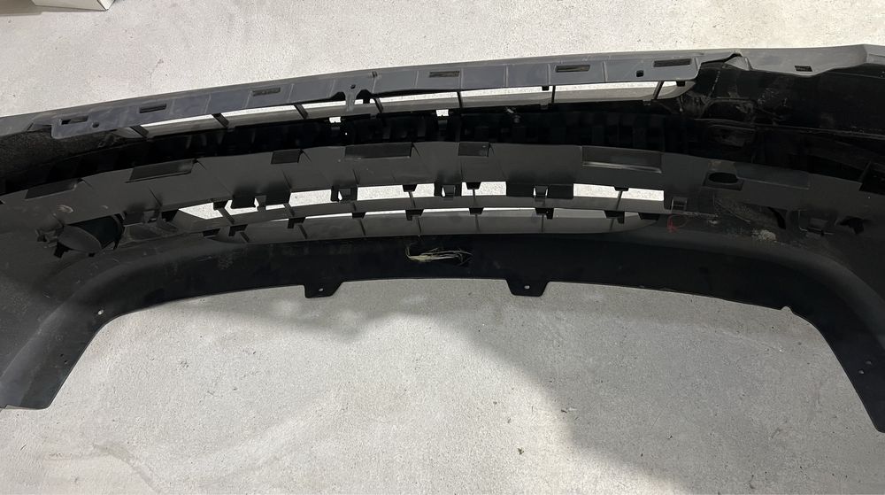 Pára-choques Renault Kangoo 04/2008 a 06/2013