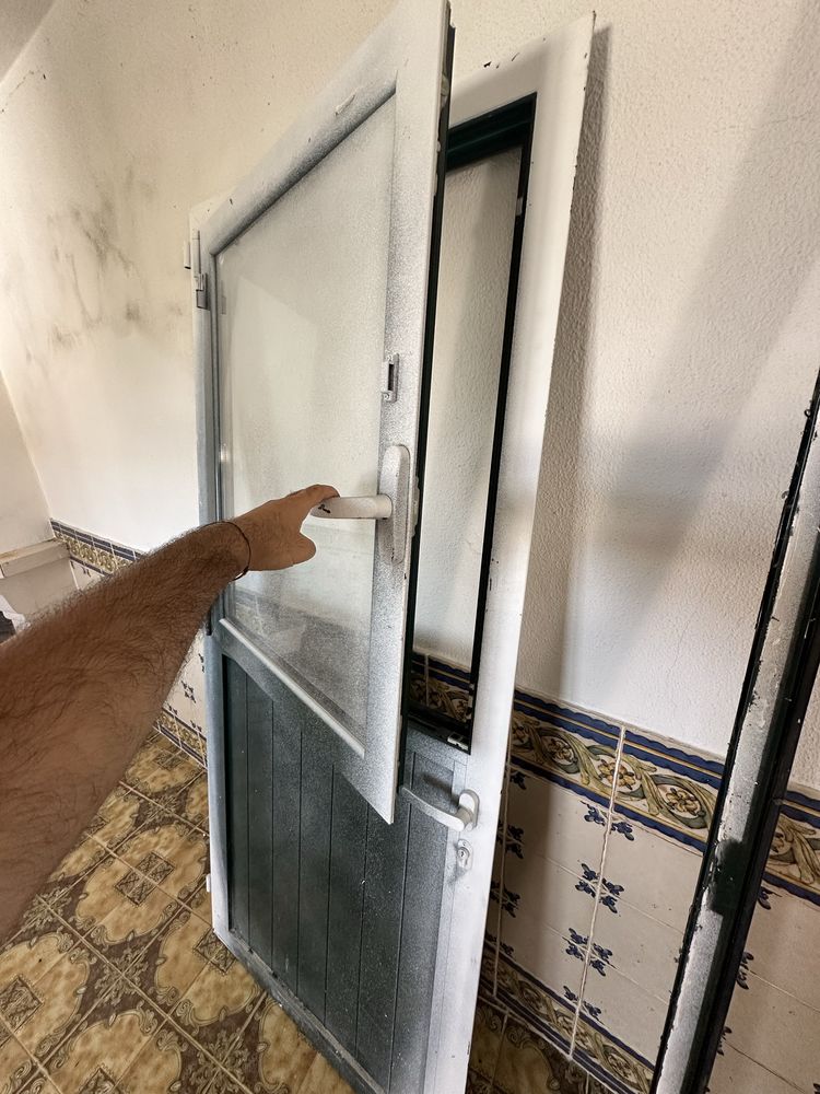 Porta com janela