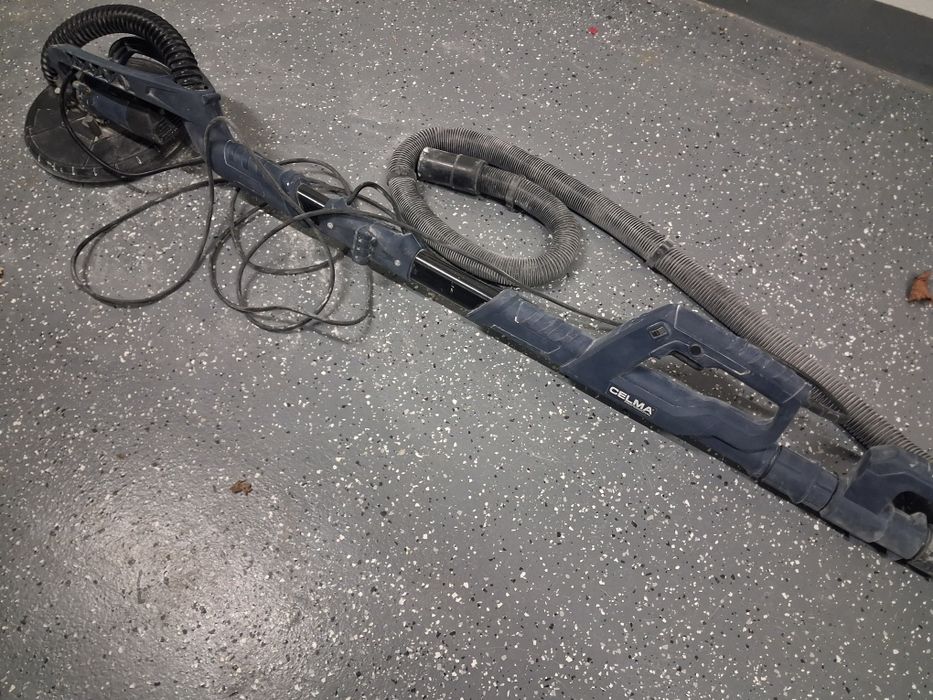 Żyrafa/Szlifierka do gładzi CELMA  710W 225mm