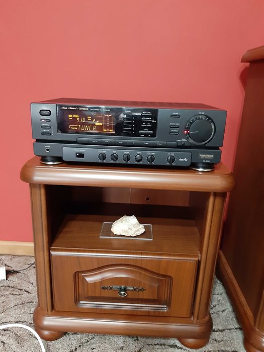 Amplituner stereo Fisher RS 9040