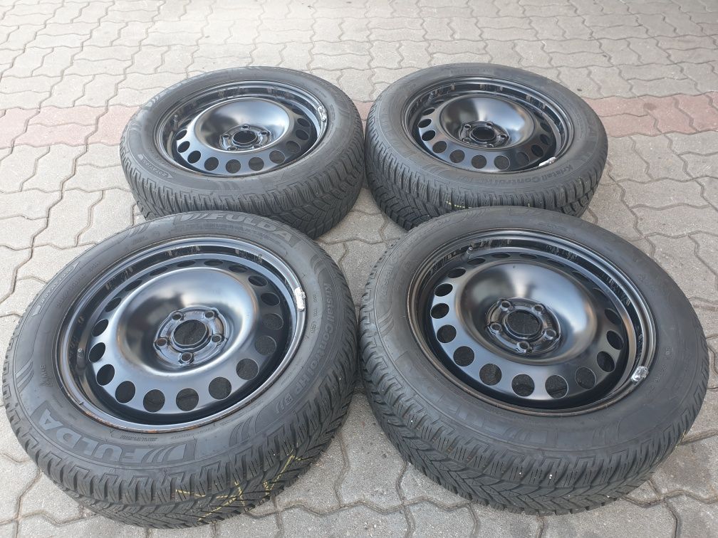 Koła zimowe 16" Opel Astra K z czujnikami 5x105 205/55/16 BdbStan