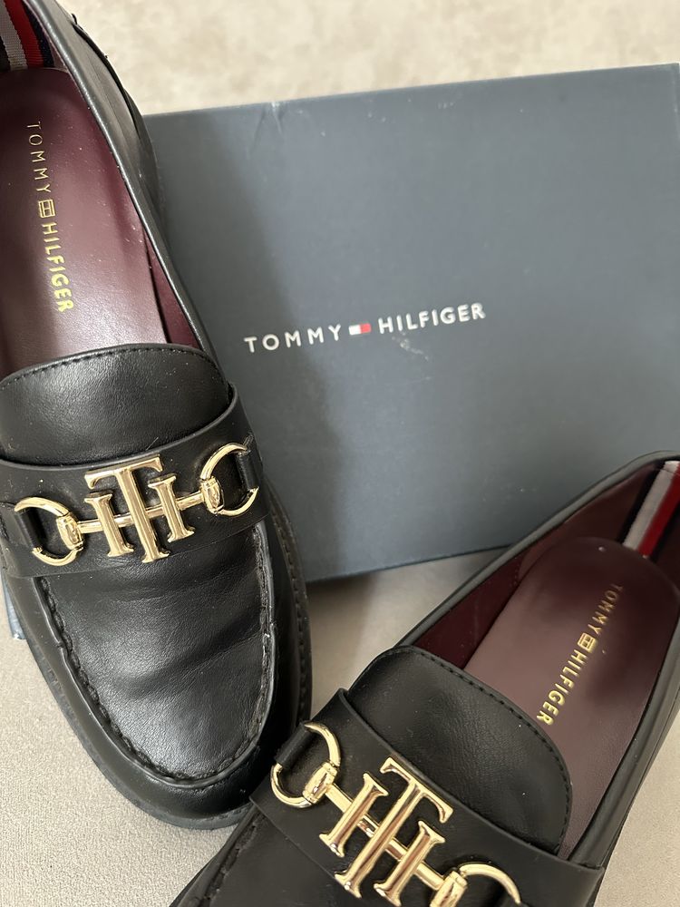 Жіночі лофери tommy hilfinger оригінал