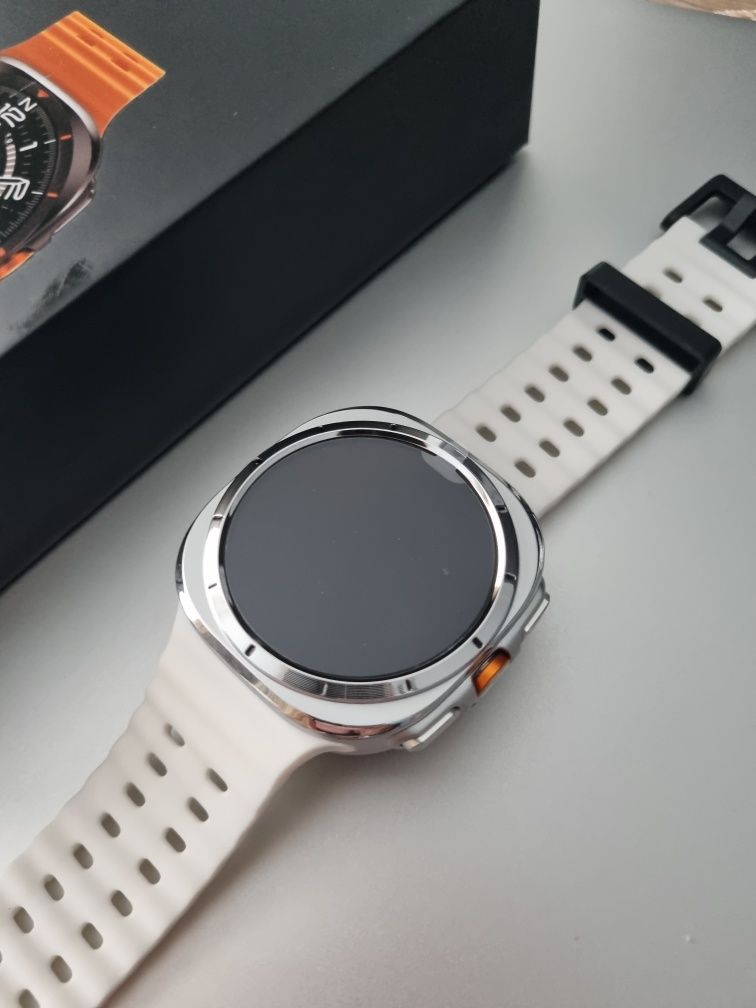 Smartwatch Galaxy Ultra Srebrna koperta