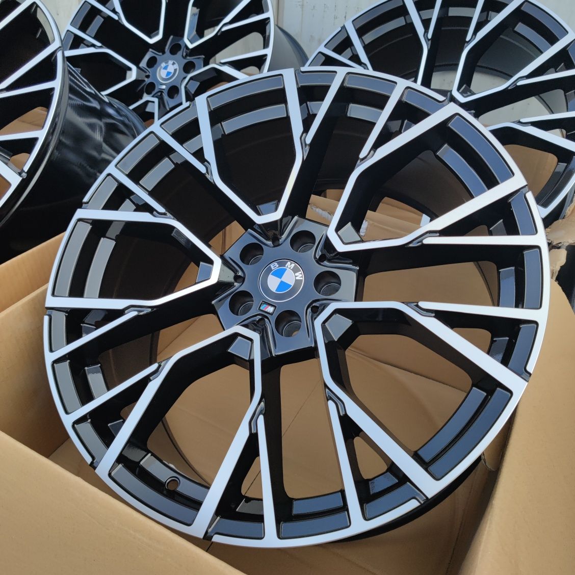 Диски 5*112 22 BMW X6/G06 X5/G05 BMW 809M сииль