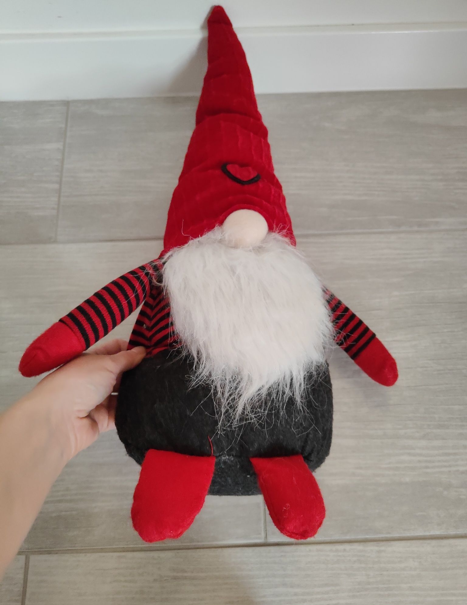 świąteczny skrzat krasnal maskotka mikołaj 50cm