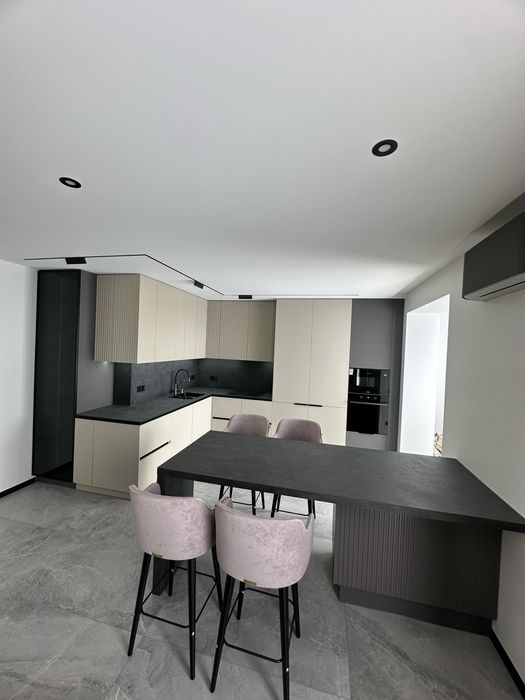 Кухня. Кухні шафи купе на замовлення. Проект монтаж гарантiя.