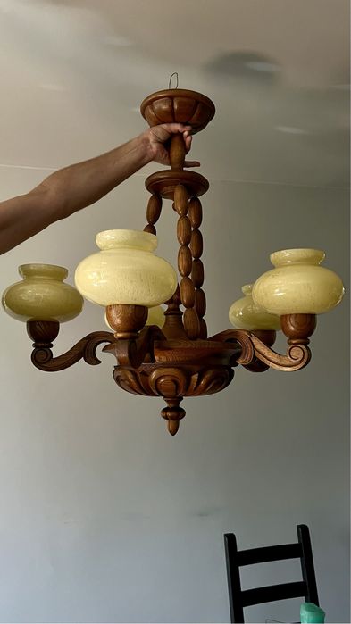 Żyrandol dębowy, robiony na zamówienie, niepowtażalny