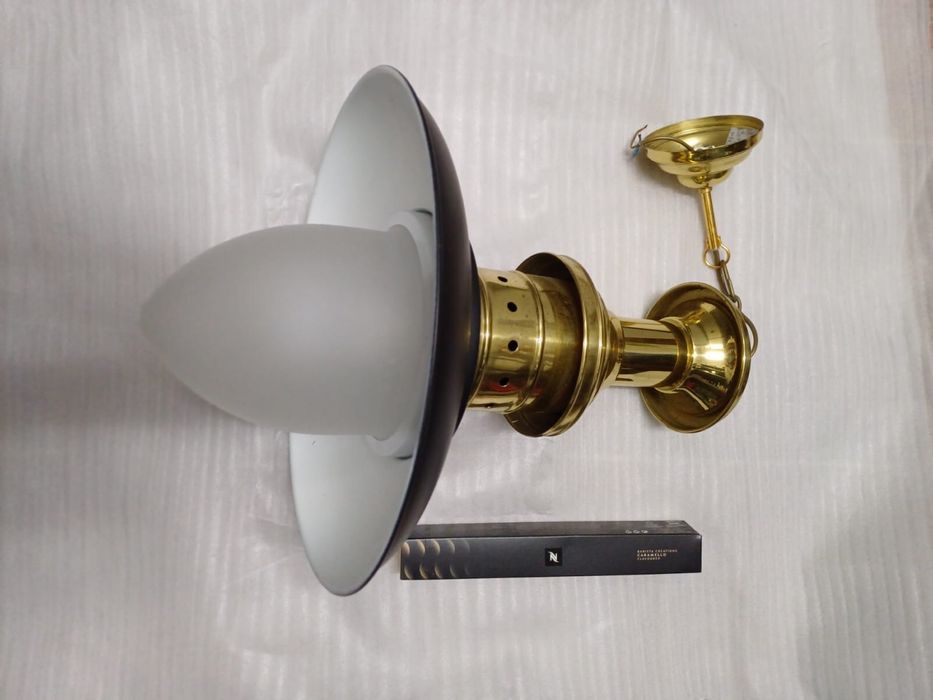 Candeeiros naúticos na marina Cascais