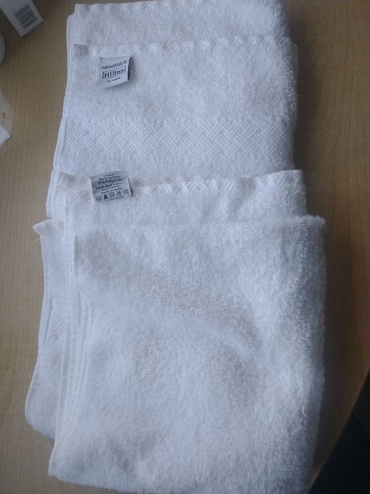 Ręcznik do rąk 50-100 Hilton jak nowy