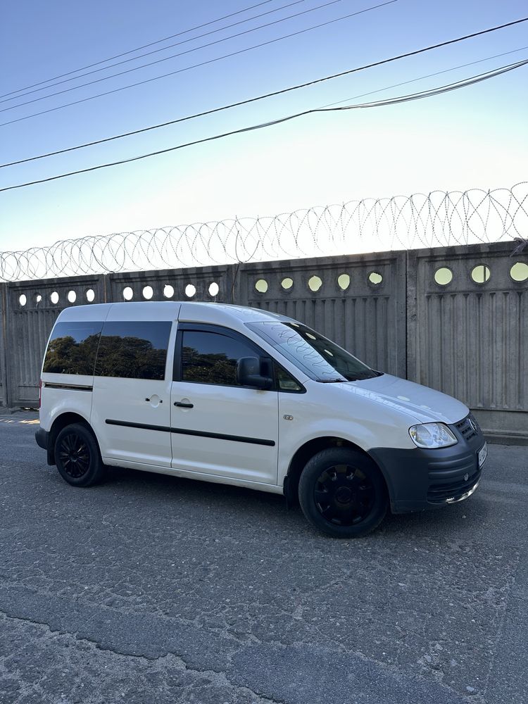 Продам volkswagen caddy