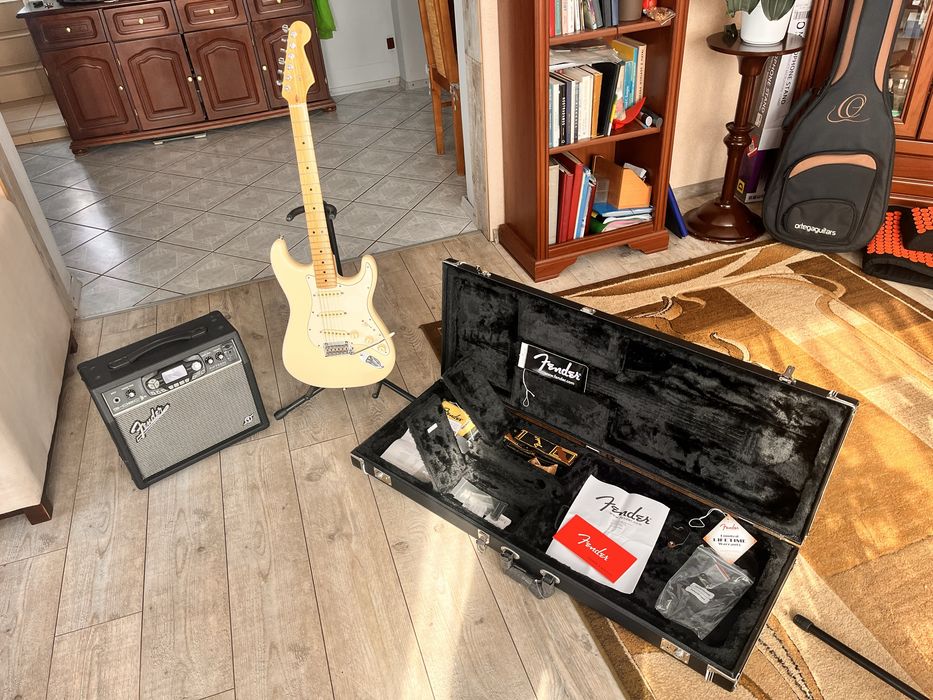 Gitara  Fender Standard Stratocaster USA + piec Fender G - DEC Fifteen