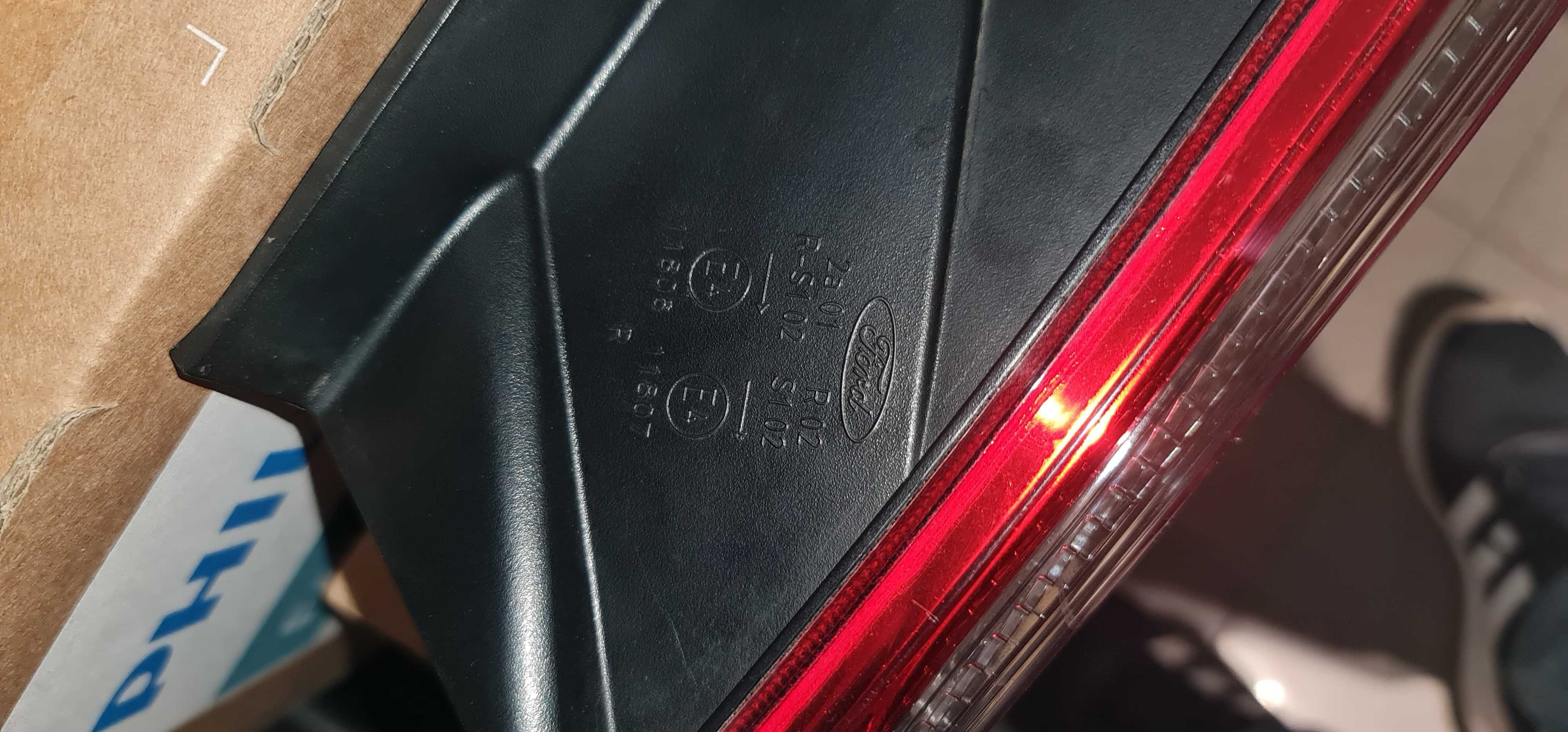 Farois Traseiros Ford Focus
