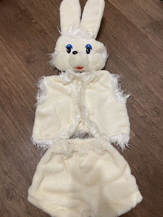 Карнавальний костюм заєць