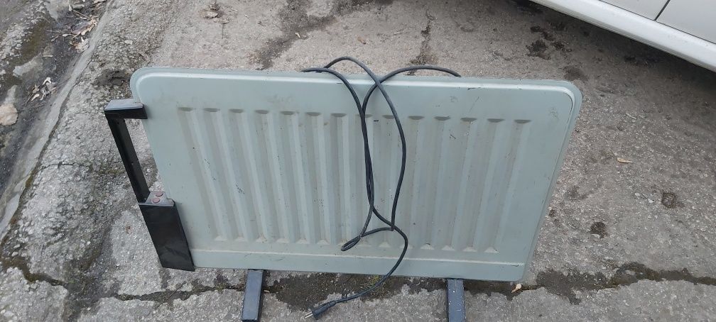 Kaloryfer olejowy rosyjski 750 W