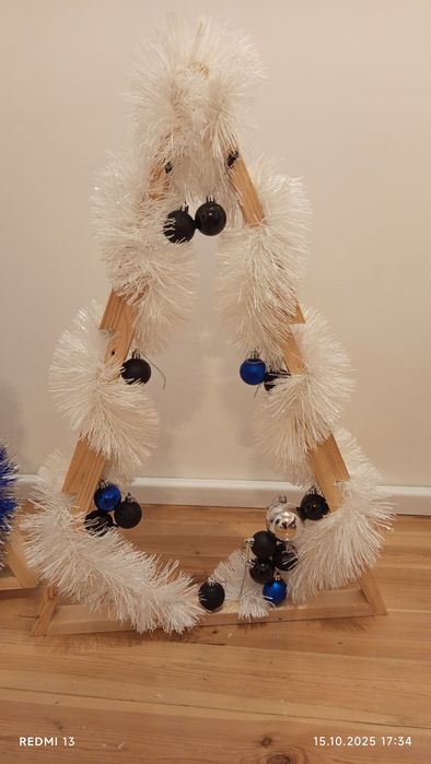 Drewniana choinka stroik