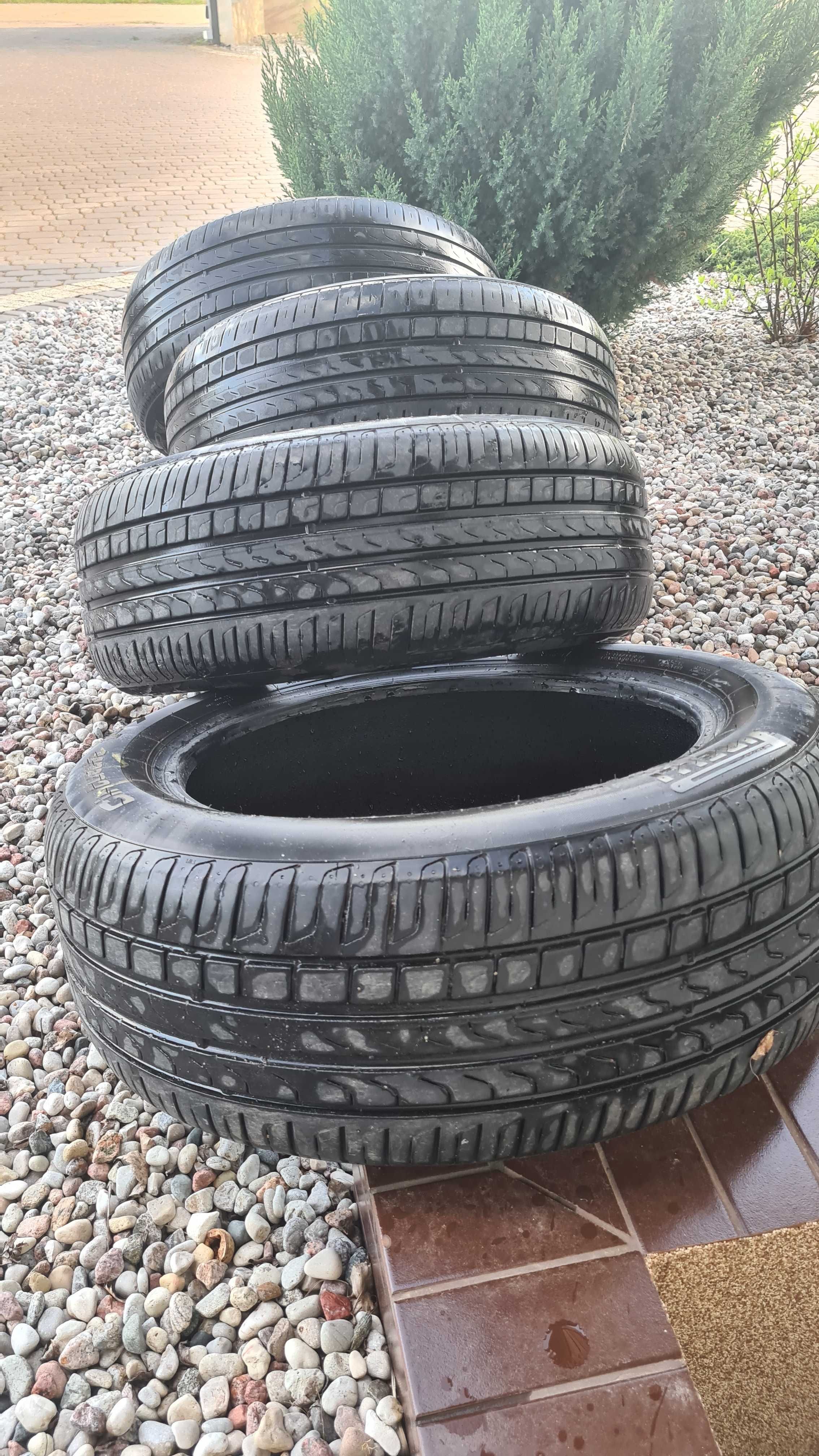 Opony Pirelli Cinturato 215/55 R17