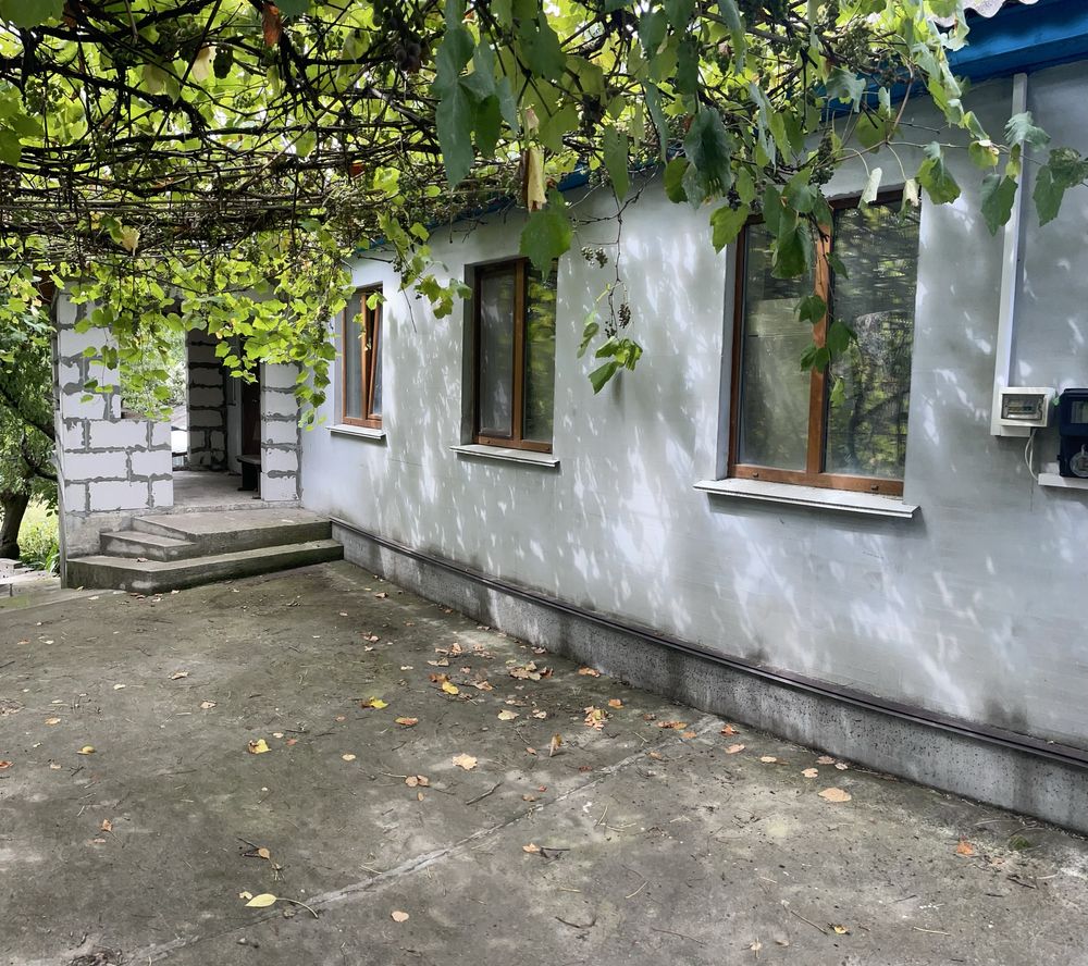 Продаж гарного будинку в мальовничій частині міста Корсунь!
