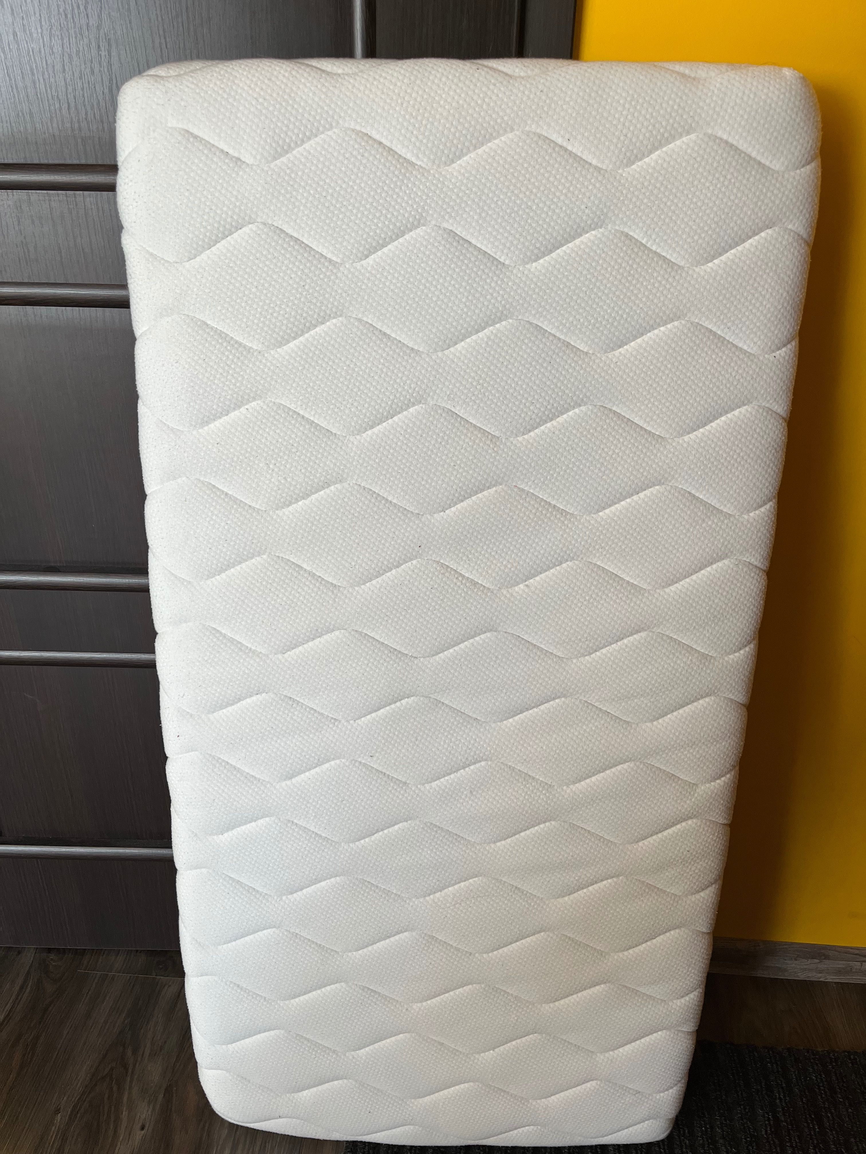 łóżeczko dziecięce Ikea Sundvik +materac+ klin+ barierka