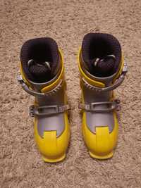 Buty narciarskie dziecięce - regulowany rozmiar od numeru 28 do 33