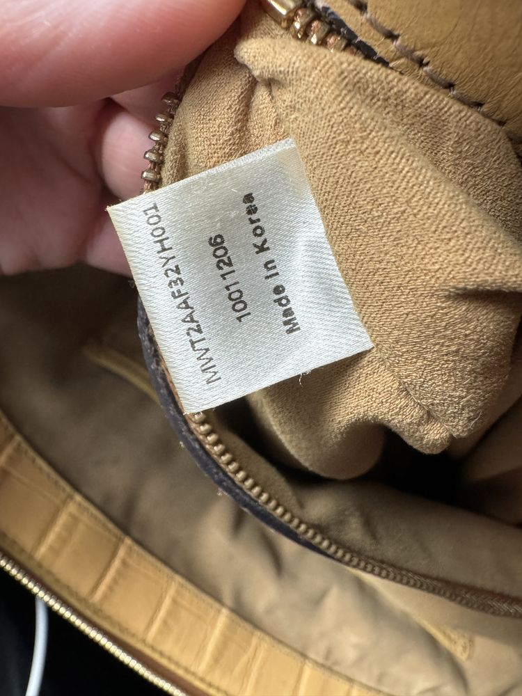 Брендова сумка MCM acne оригінал!