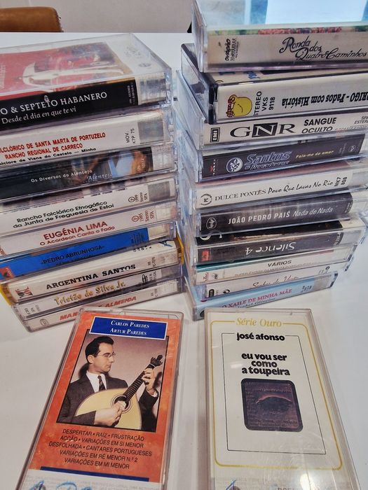 Cassetes áudio K7 de vários géneros