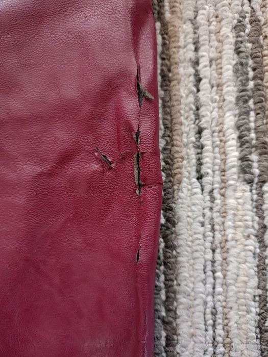 Spódnica ołówkowa z wysokim stanem bordowa ekoskórka suwak rozporek