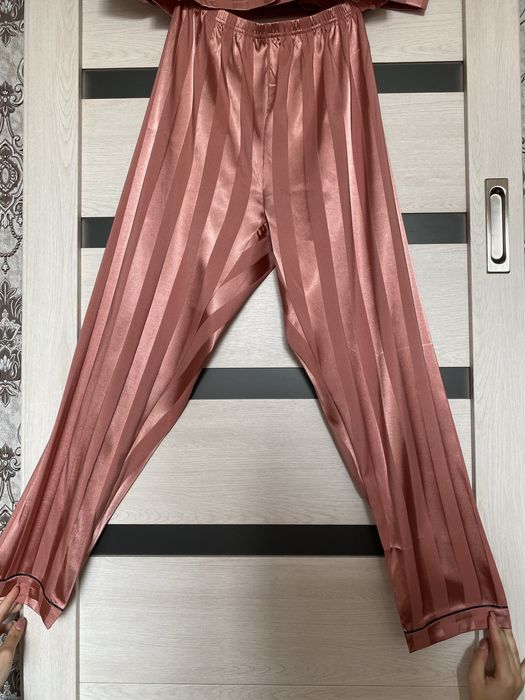 Пижама атласная