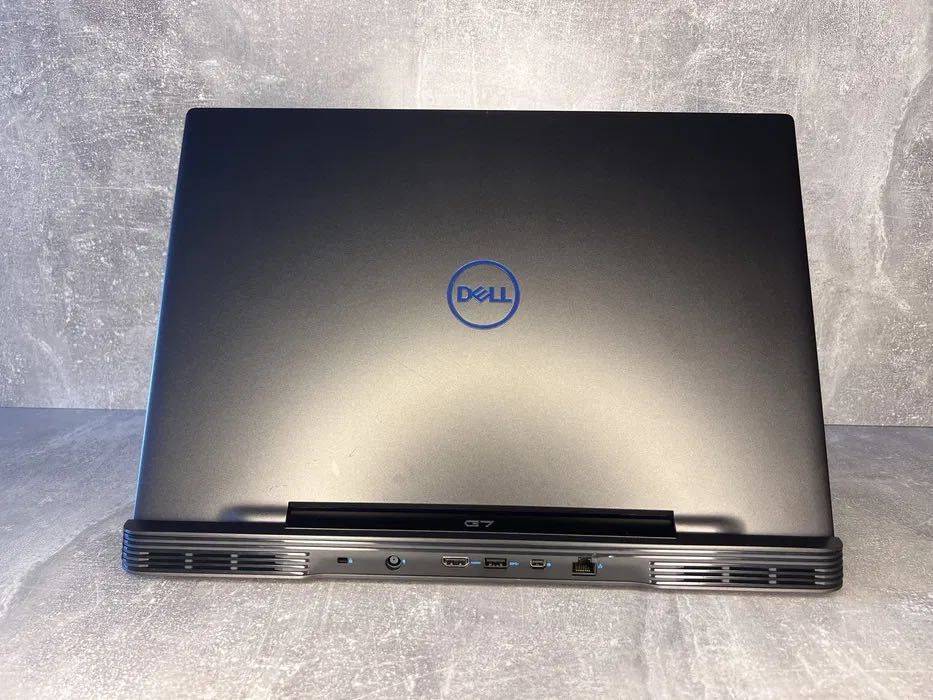 Игровой шедевр Dell g7 7790/17"/i7-9750H/16gb/ssd 256+1tb/rtx 2060