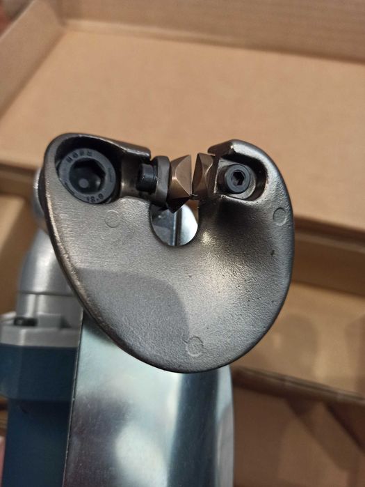 GSC 18V-16 E Nożyce do blachy akumulatorowe 18V Bosch - FAKTURA