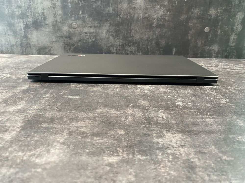 Lenovo ThinkPad X1 Carbon 8 Gen i7-10510u 16RAM 512Gb 4k 14” IPS