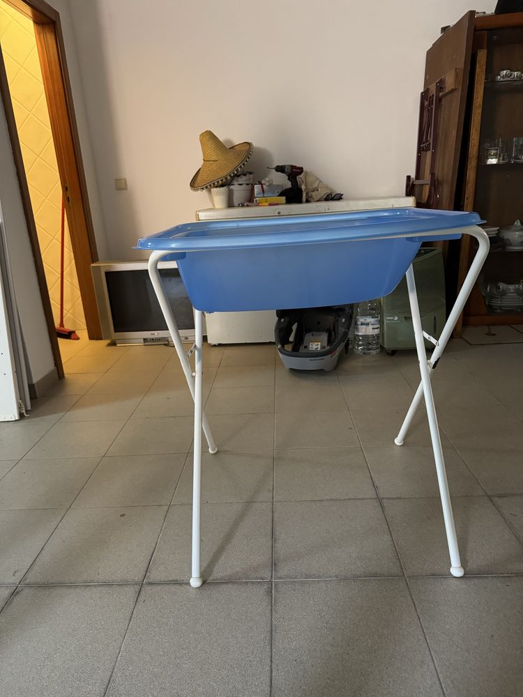 Banheira bebé + suporte + assento