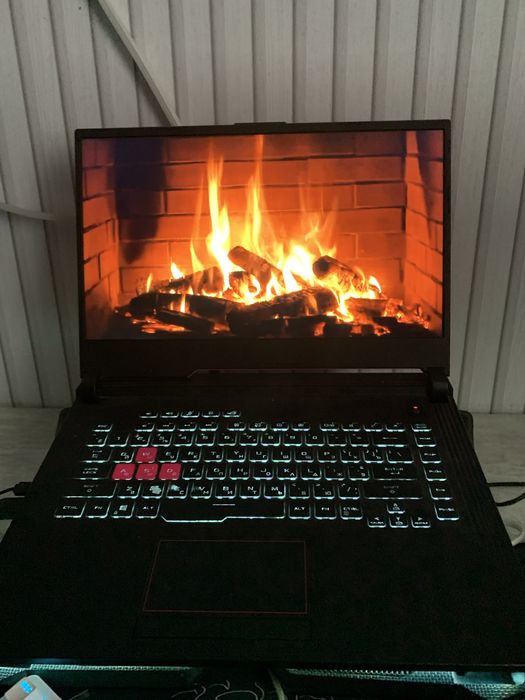 Asus rog strix GL 512