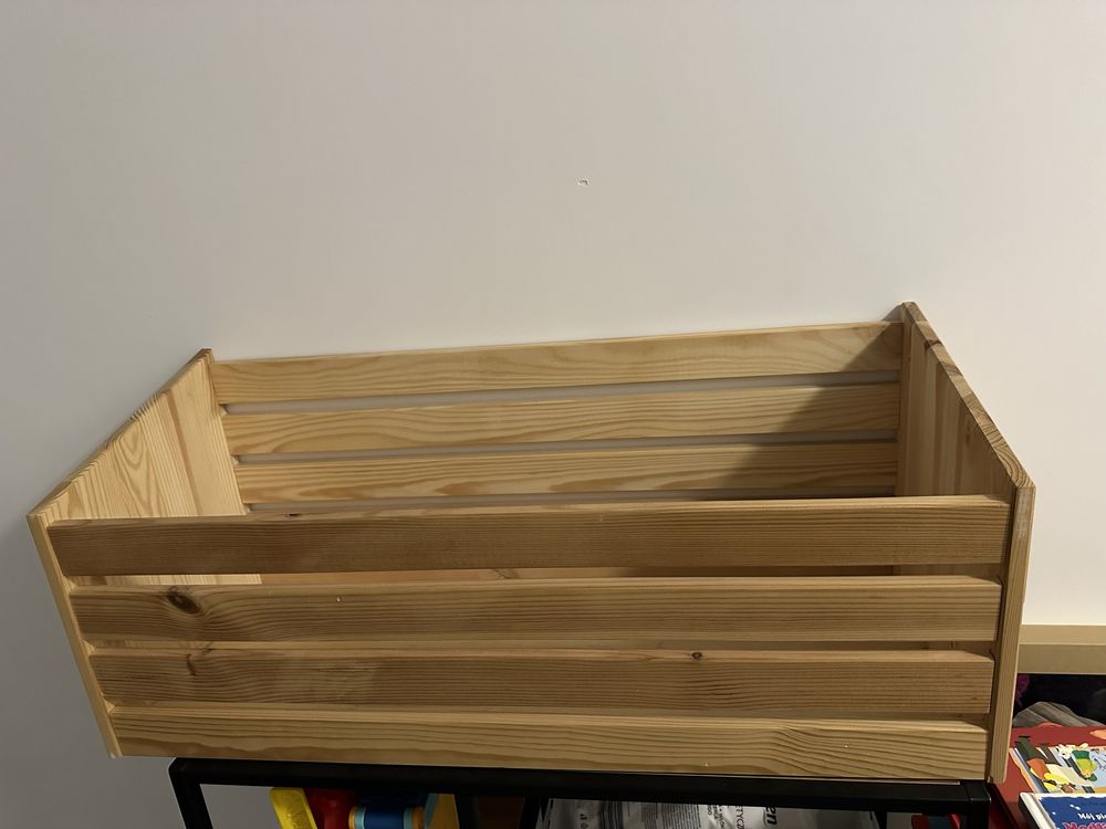 Drewniana półka solidna ikea na ksiazki zabawki
