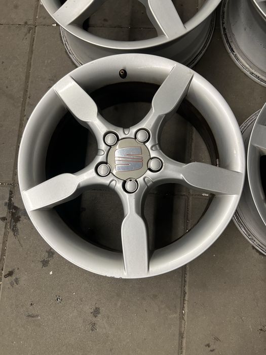 Felgi aluminiowe oryginalne 7Jx17H2 ET54 5x112 Seat Leon 2 Altea